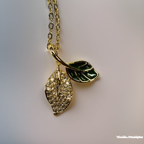 Fifth Ave Jewelry - Gold 0.5 ct Zircon Relief Sprout Pendant Necklace